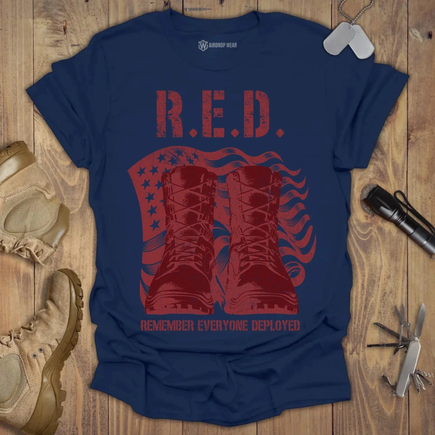 RED T-shirt Navy