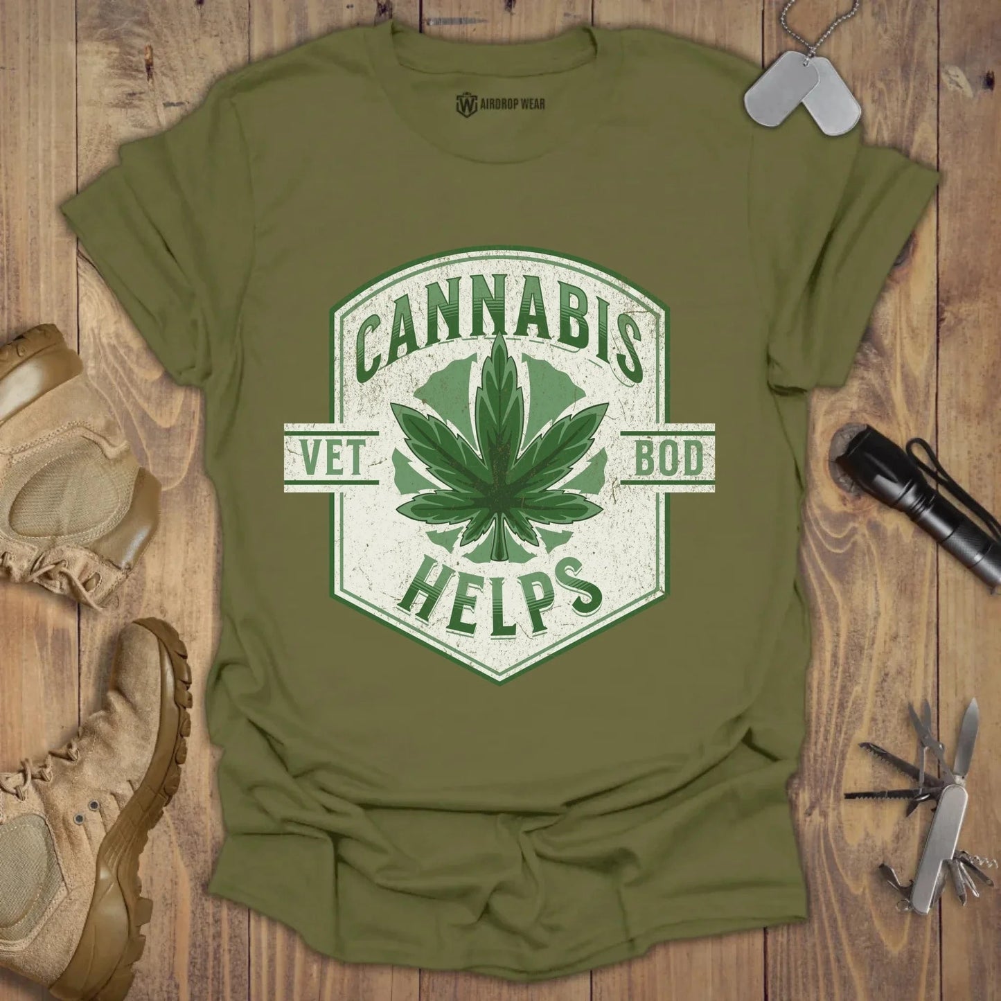 Cannabis Helps T-shirt Military Green