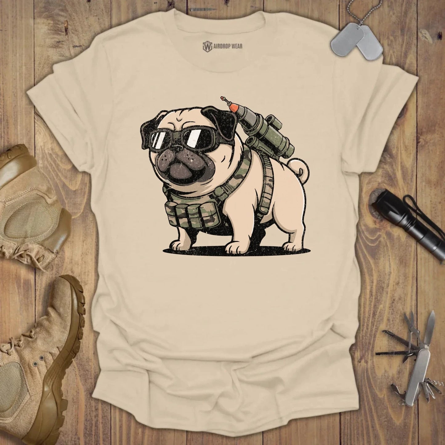 Battle Pug T-shirt Sand